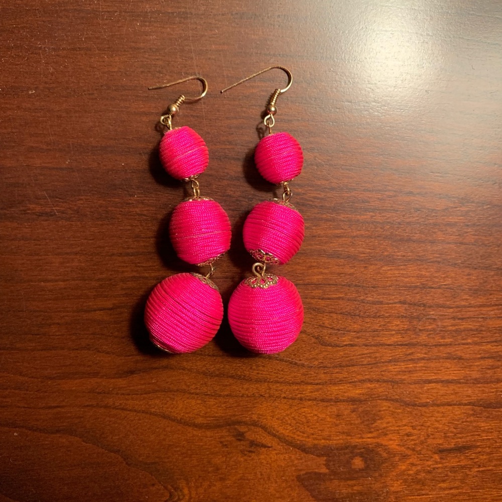 Hot pink dangling earrings
